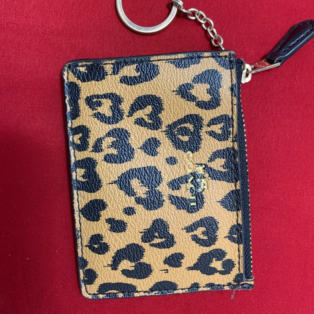 Leopard skinny ID case
